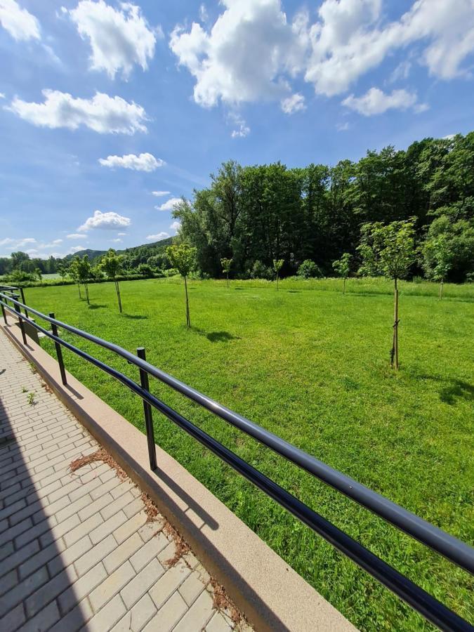 Patakmalom Vendeghaz Hotel Döbrönte Bagian luar foto