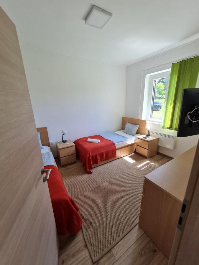 Patakmalom Vendeghaz Hotel Döbrönte Bagian luar foto