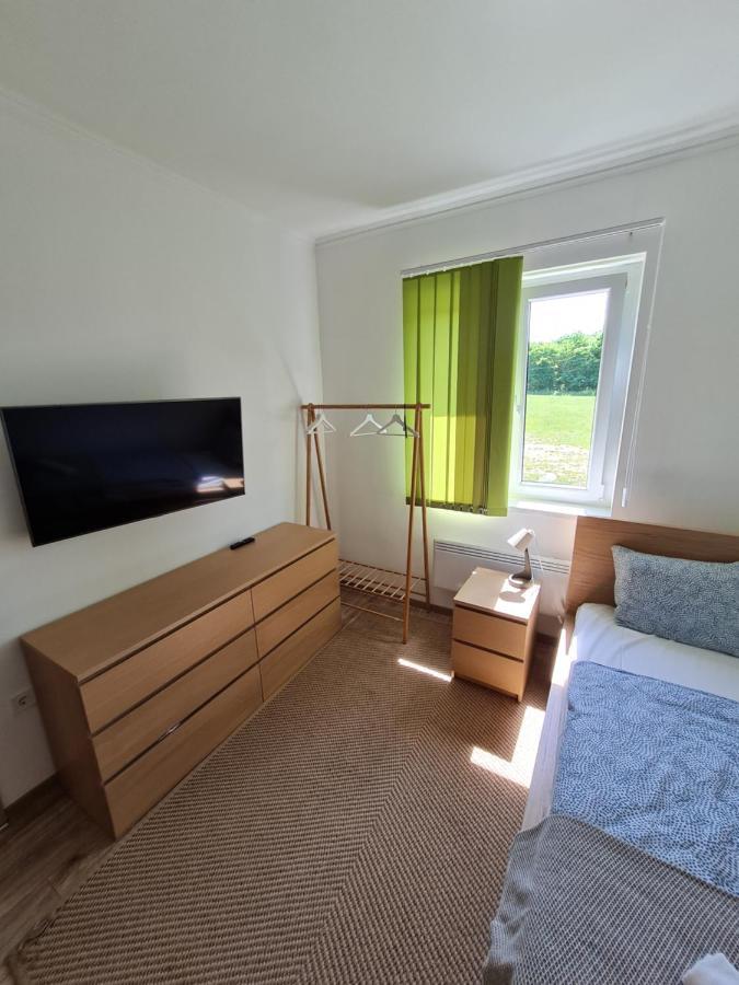 Patakmalom Vendeghaz Hotel Döbrönte Bagian luar foto